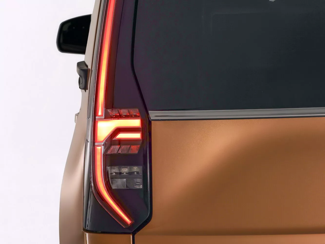 Фото задних фонорей Volkswagen Caddy Maxi V 2020 -  2024 
                                            