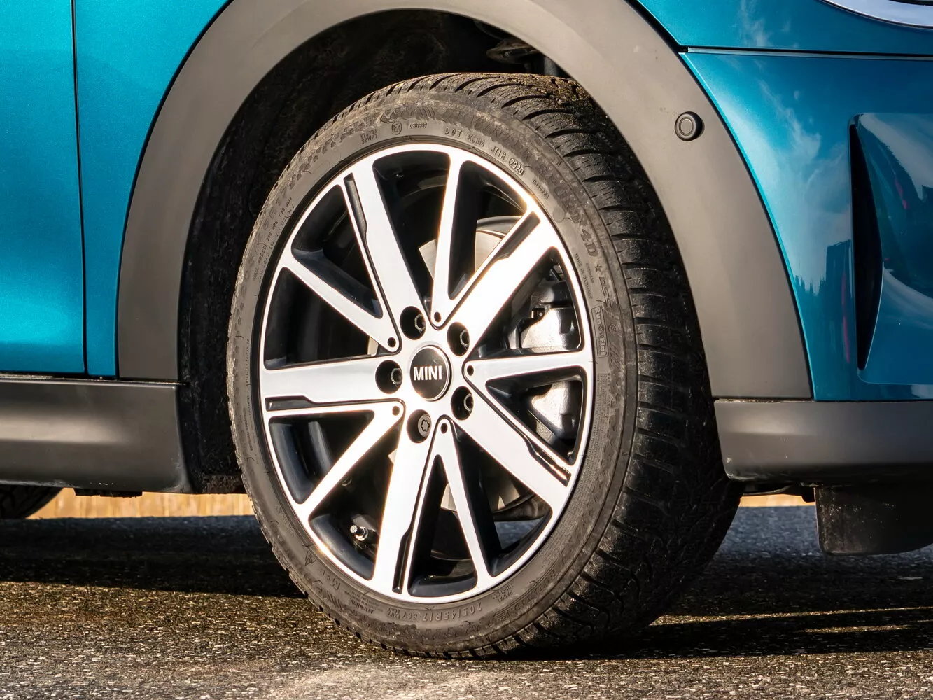 Фото дисков MINI Cabrio  III Рестайлинг 2 2021 -  2024 
                                            