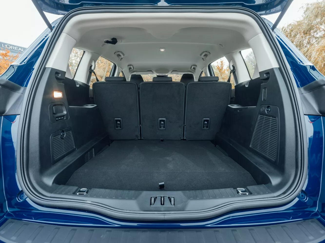 Фото багажника Ford S-MAX  II Рестайлинг 2019 -  2024 
                                            