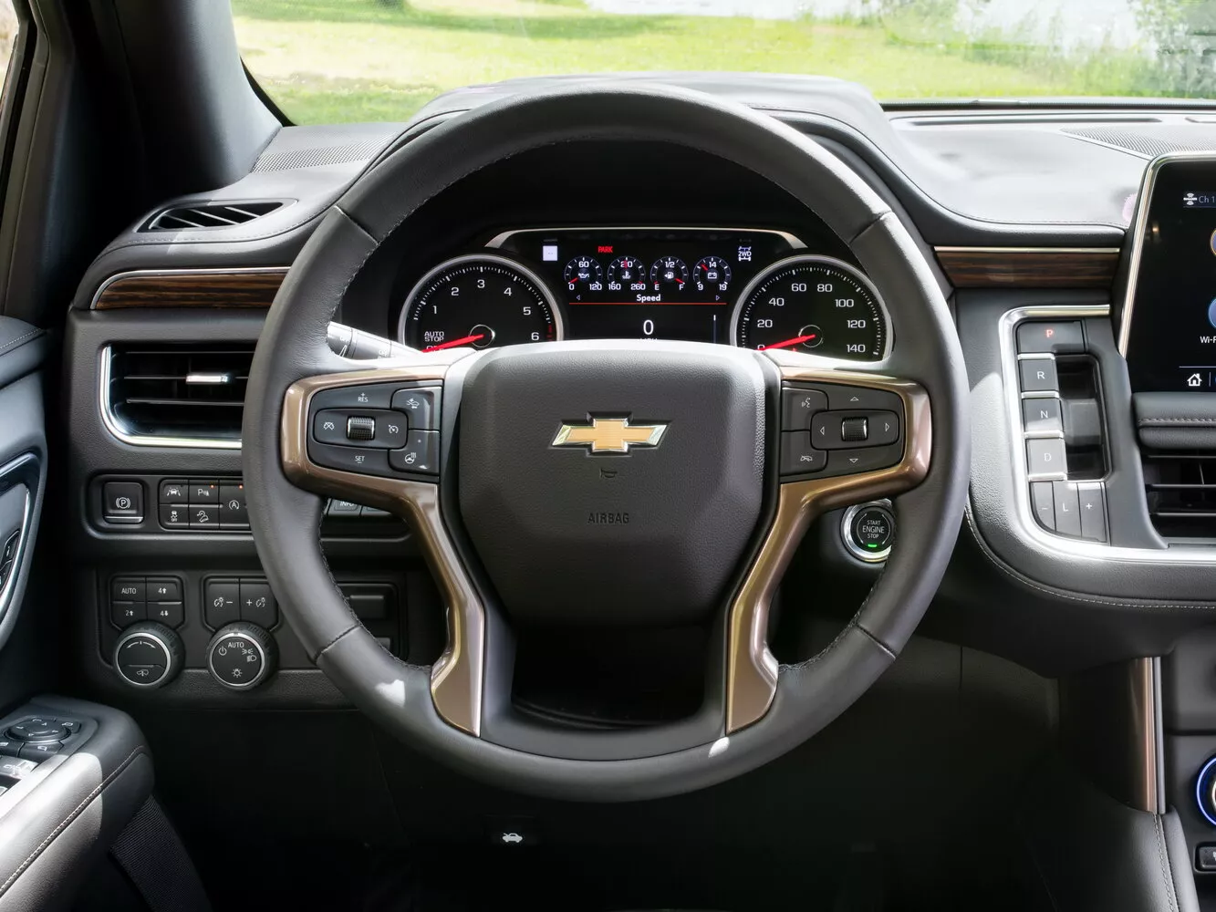 Фото рулевого колеса Chevrolet Tahoe  V 2020 -  2024 
                                            