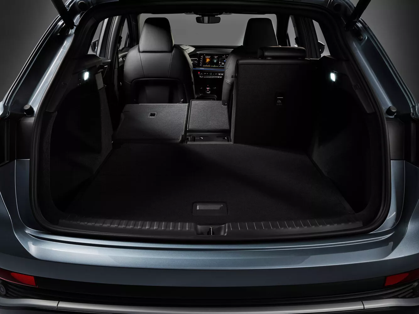 Фото багажника Audi Q4 e-tron   2021 -  2024 
                                            