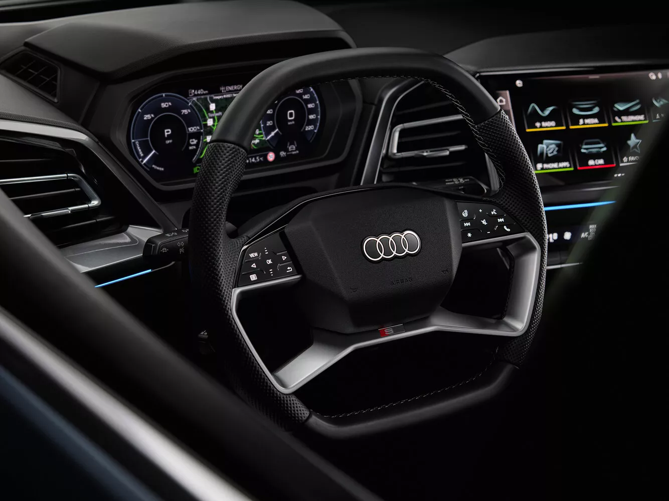 Фото рулевого колеса Audi Q4 e-tron   2021 -  2024 
                                            