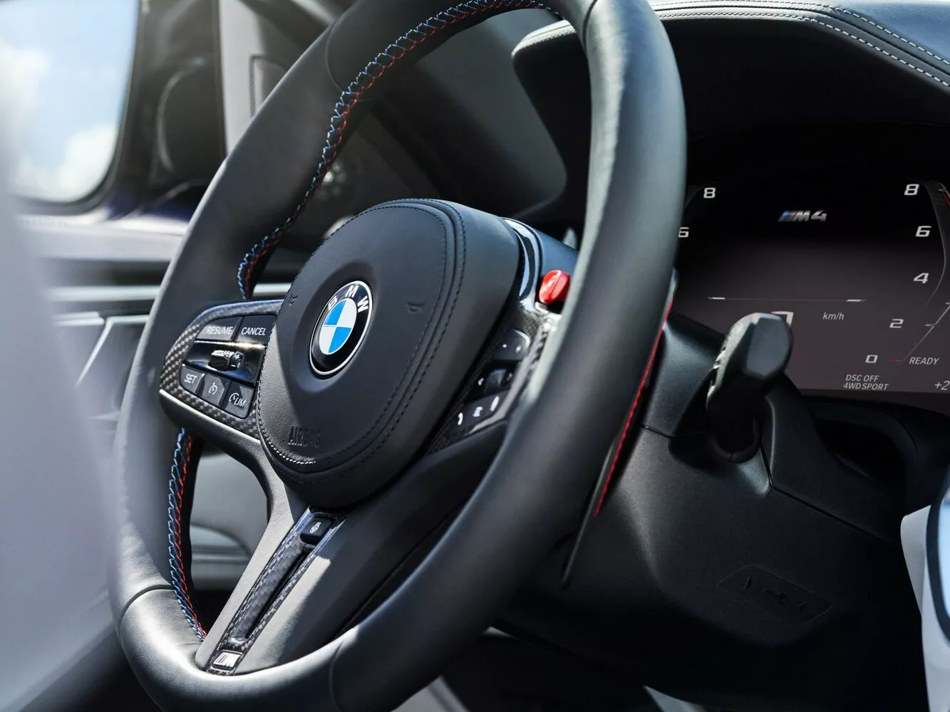 Фото рулевого колеса BMW M4  G82/G83 2020 -  2024 
                                            