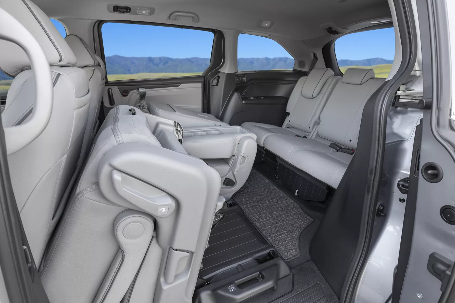 Фото сидений Honda Odyssey (North America)  V Рестайлинг 2020 -  2024 
                                            
