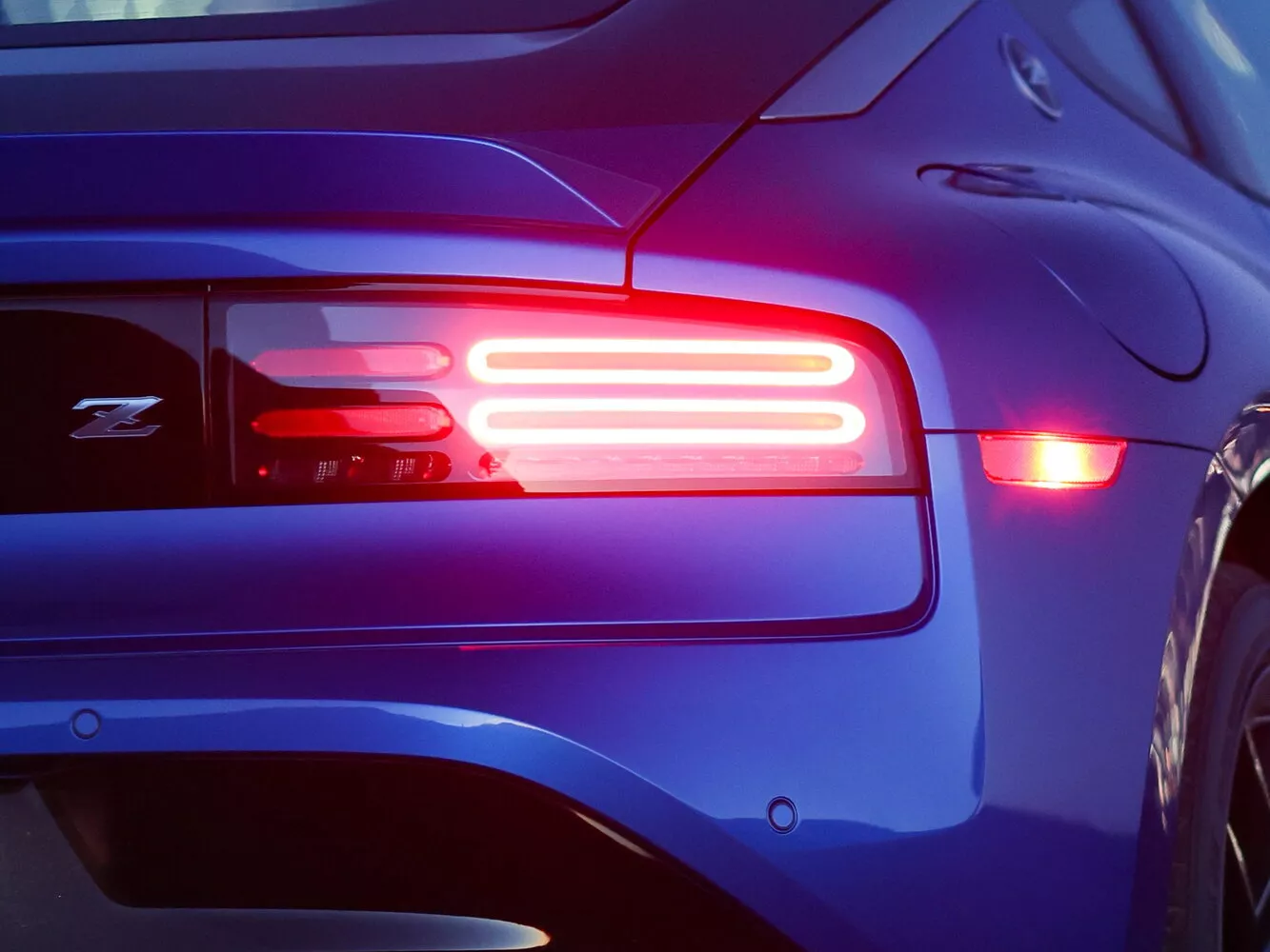 Фото задних фонорей Nissan Z   2021 -  2024 
                                            