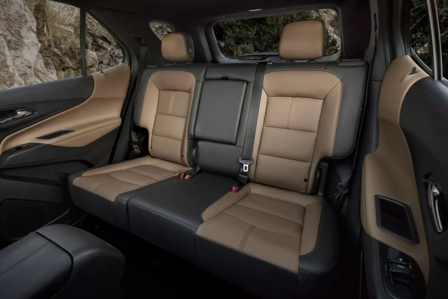 Фото сидений Chevrolet Equinox  III Рестайлинг 2020 -  2024 
                                            