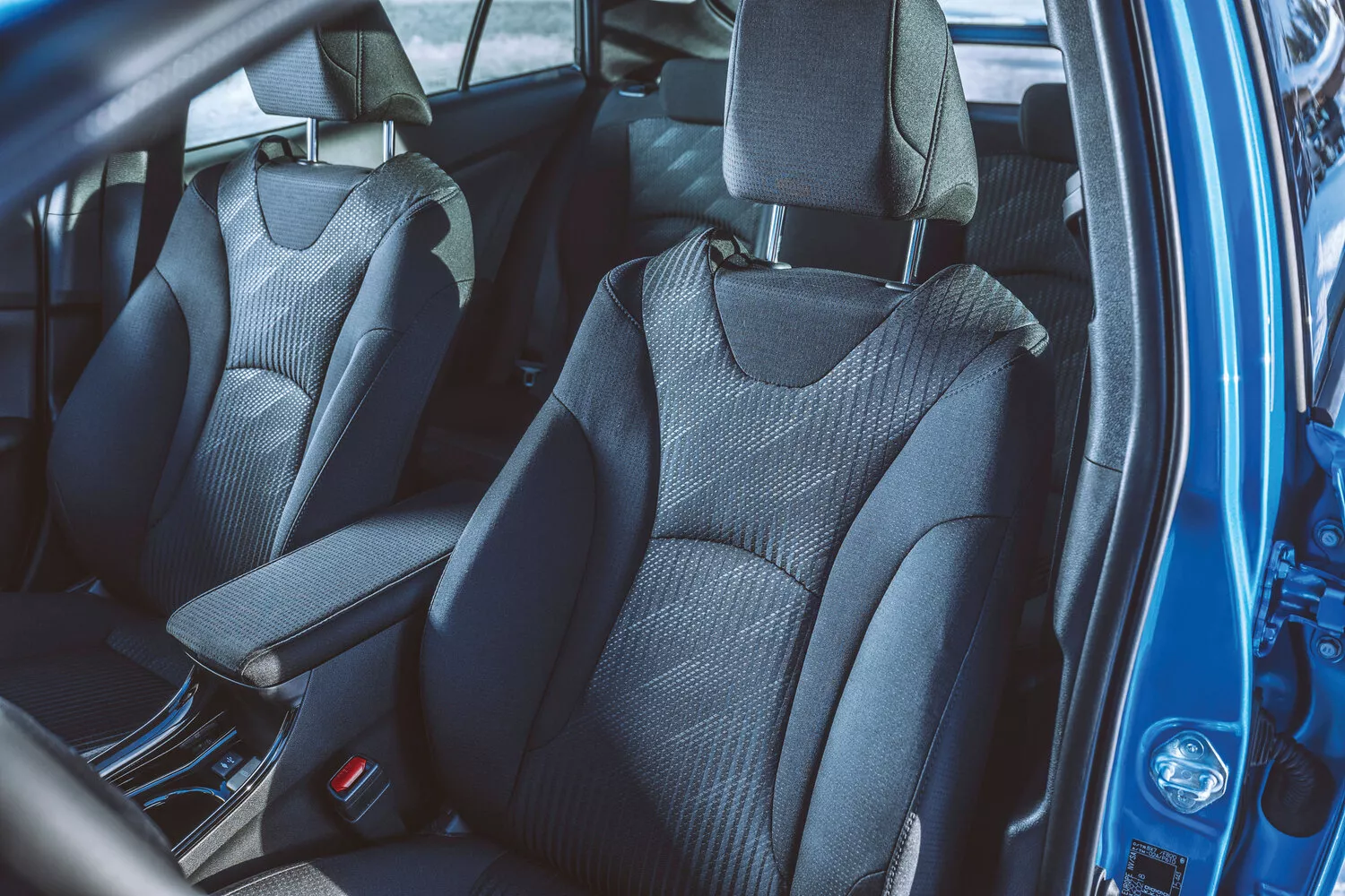 Фото места водителя Toyota Prius  IV Рестайлинг (XW50) 2018 -  2024 
                                            