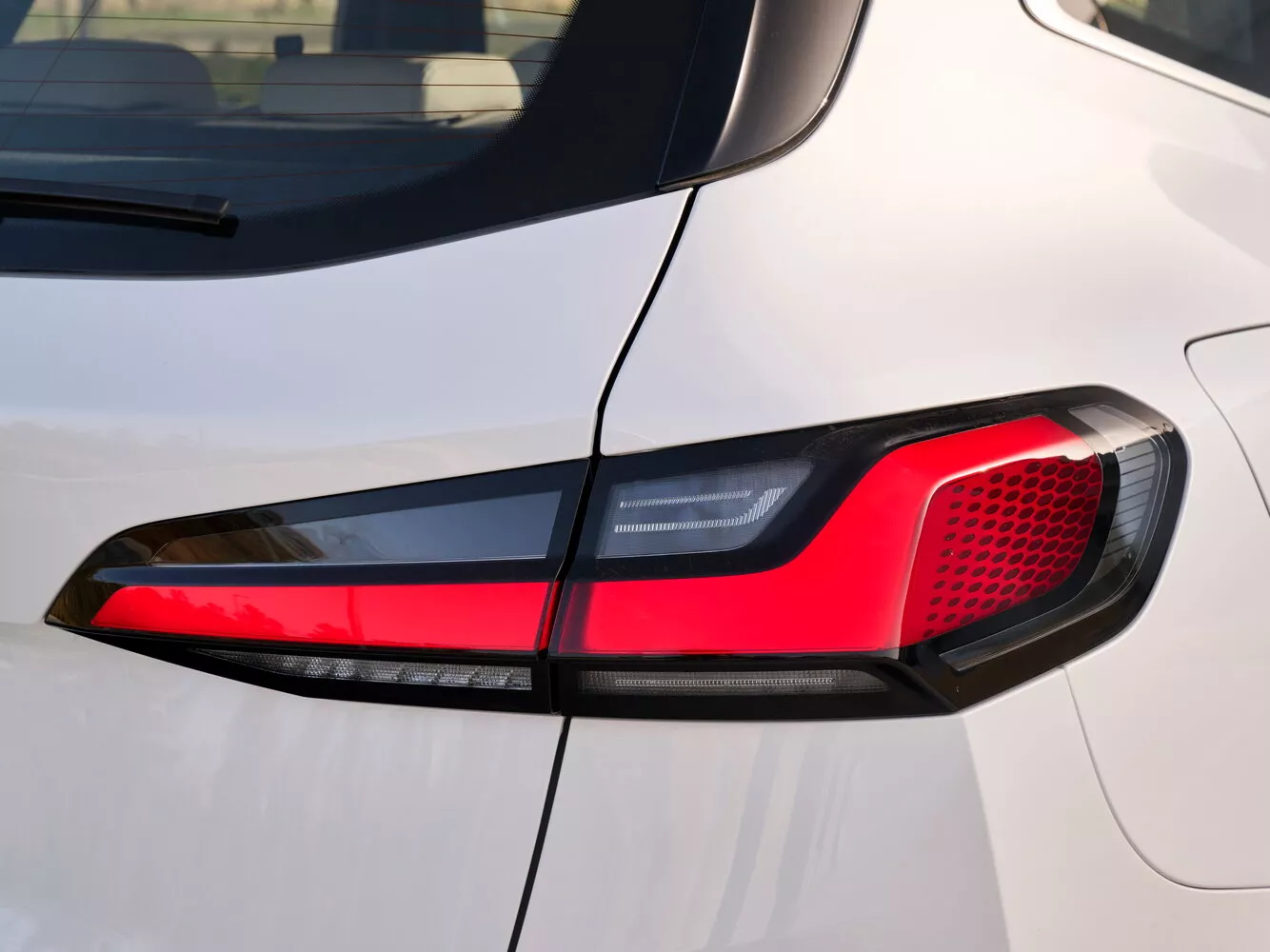 Фото задних фонорей BMW 2 серии Active Tourer  U06 2021 -  2024 
                                            
