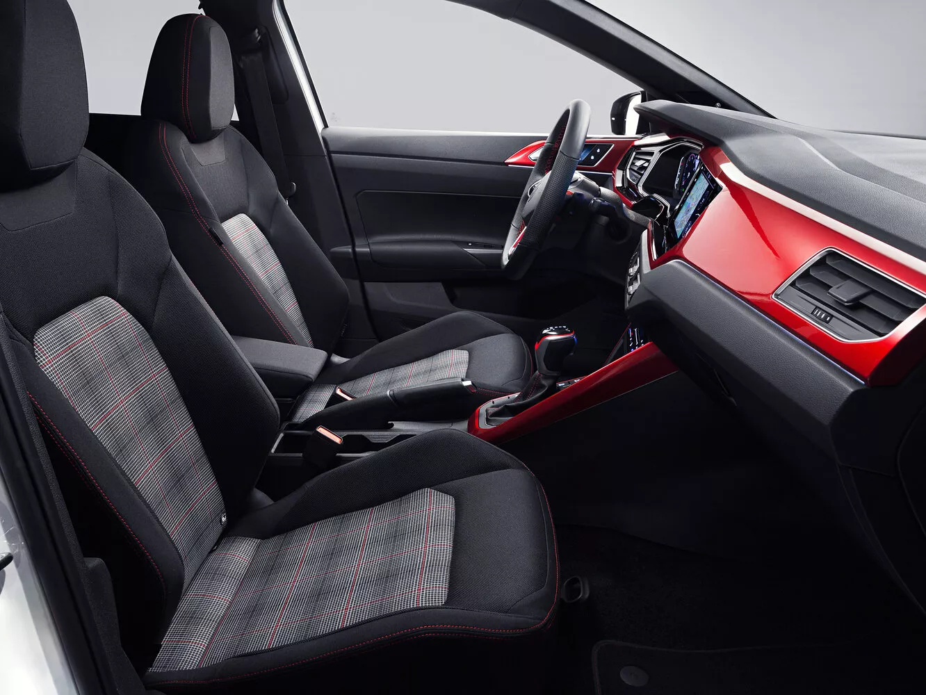 Фото интерьера Volkswagen Polo GTI  VI Рестайлинг 2021 -  2024 
                                            