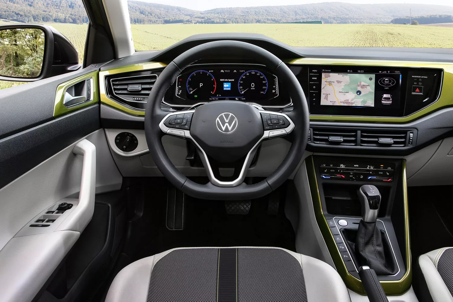 Фото рулевого колеса Volkswagen Taigo   2021 -  2024 
                                            
