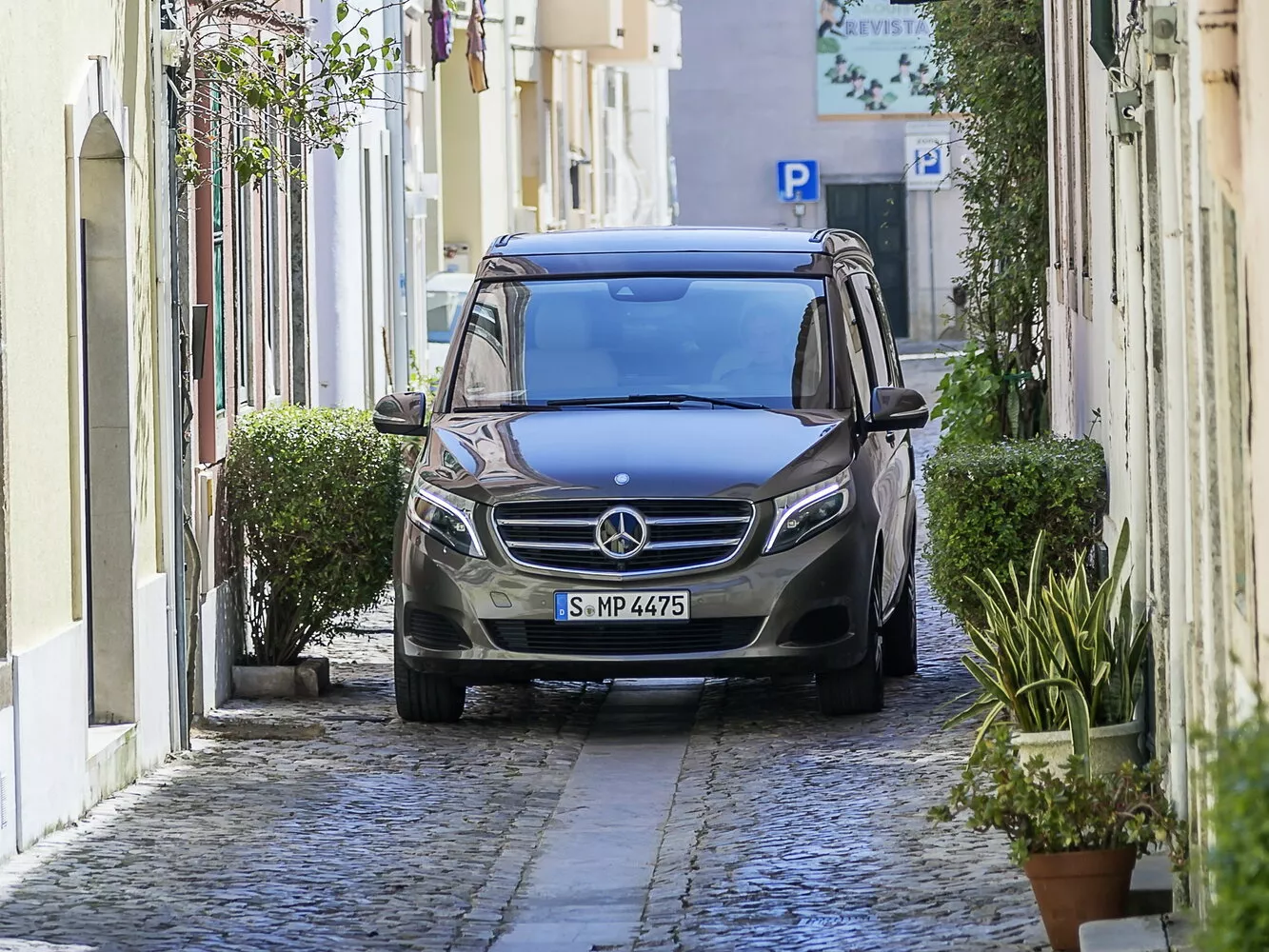Фото спереди Mercedes-Benz Marco Polo  III (W447) 2014 -  2024 
                                            