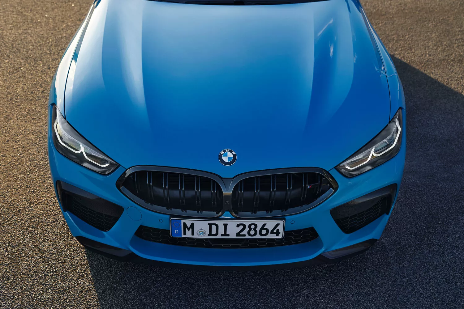 Фото интерьера BMW M8  I (F91/F92/F93) Рестайлинг 2022 -  2024 
                                            