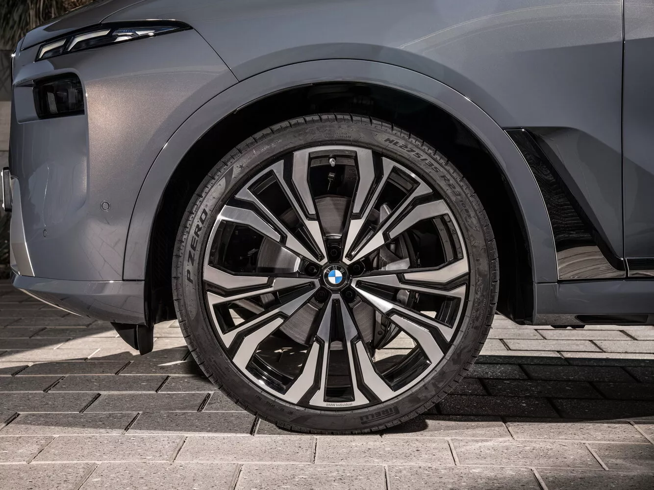Фото дисков BMW X7  I (G07) Рестайлинг 2022 -  2024 
                                            