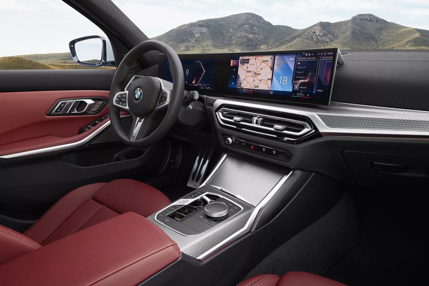Фото салона спереди BMW 3 серии  VII (G2x) Рестайлинг 2022 -  2024 
                                            