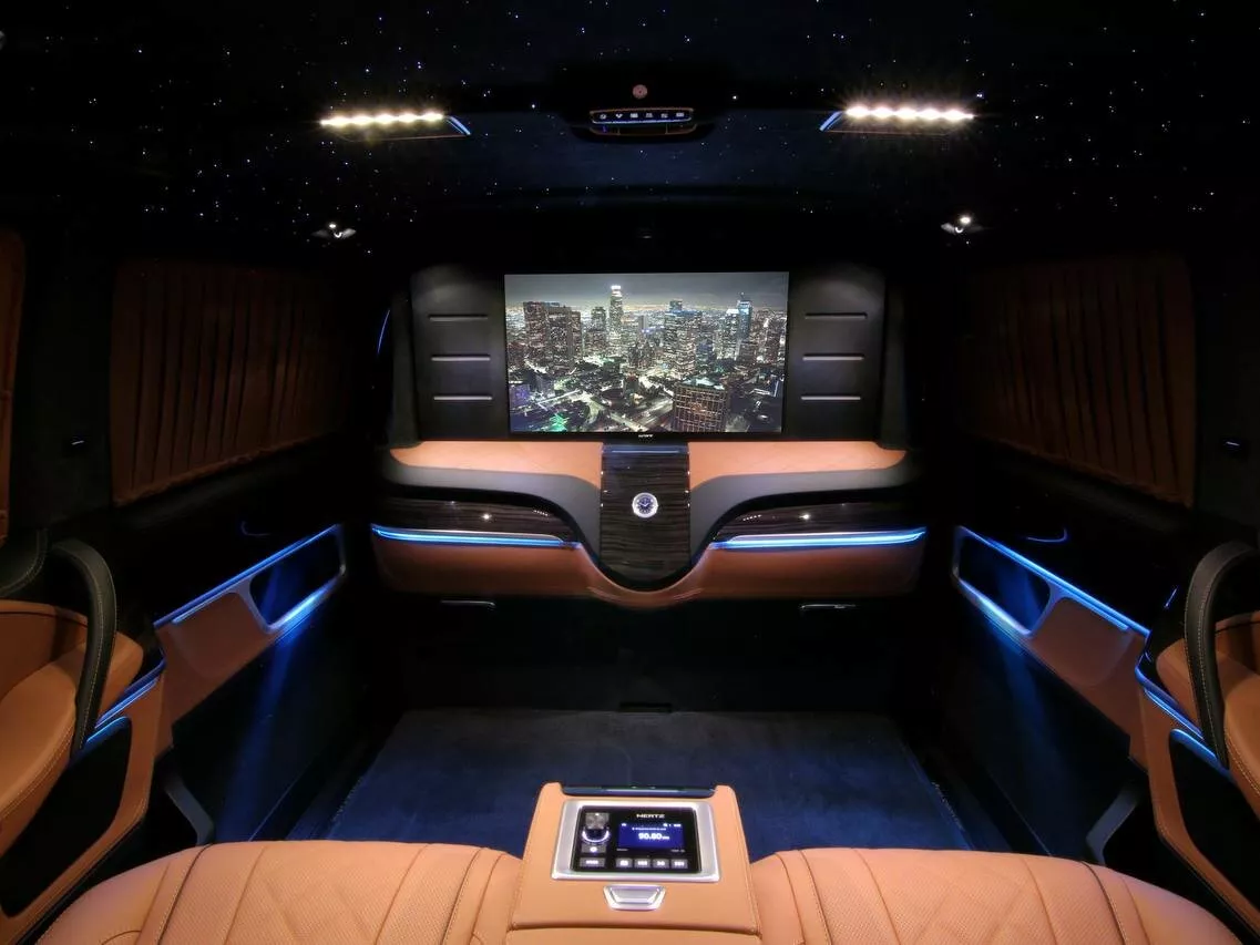 Фото салона спереди Mercedes-Benz V-Класс EXOBILITE II 2014 -  2024 
                                            