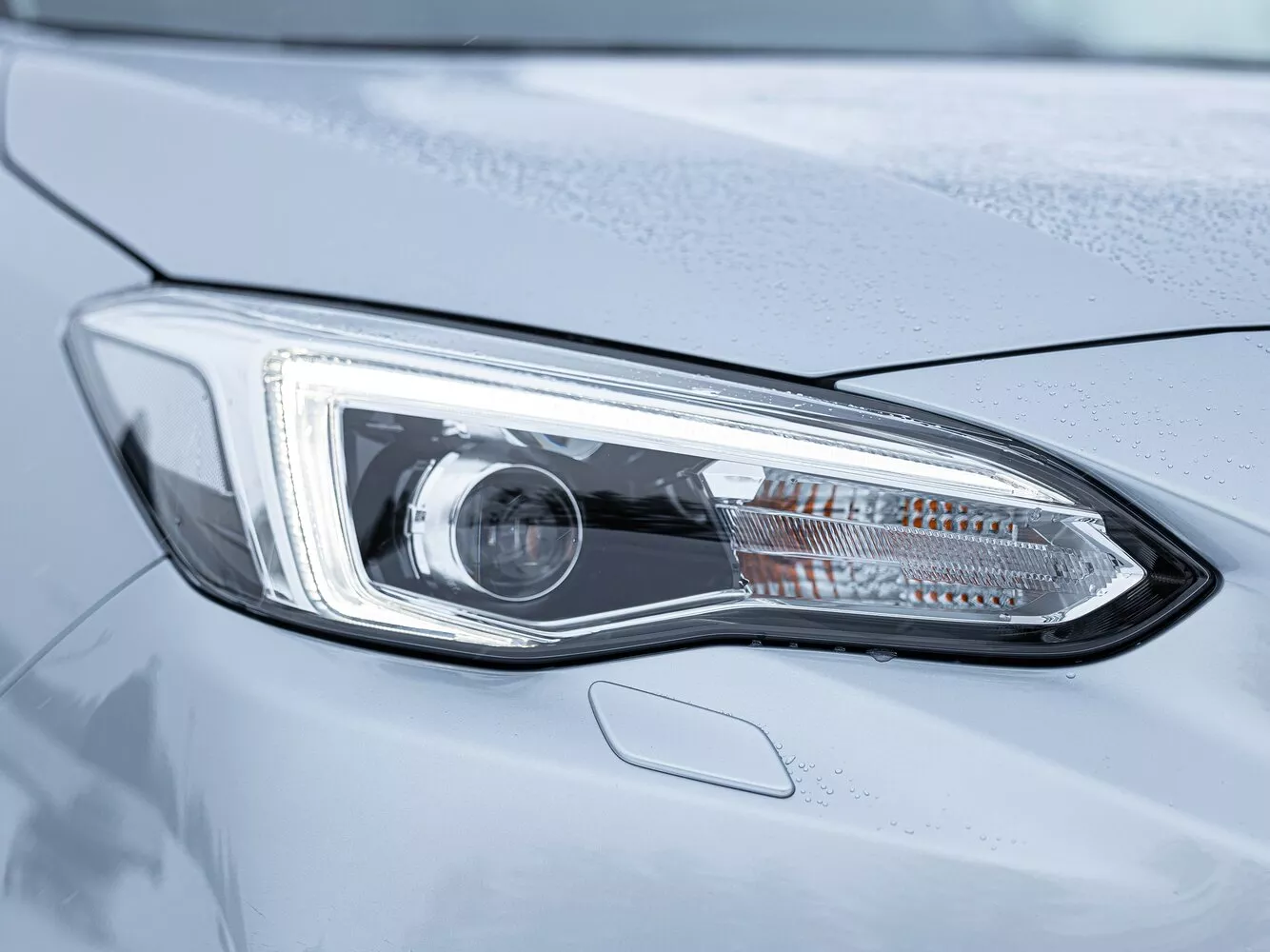 Фото передних фар Subaru Impreza  V Рестайлинг 2019 -  2024 
                                            