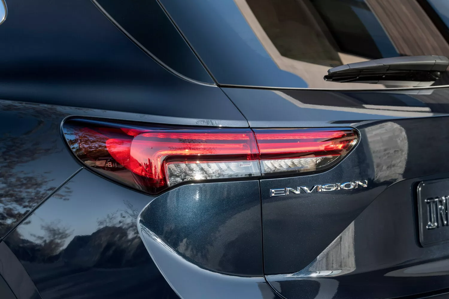 Фото задних фонорей Buick Envision  II 2020 -  2024 
                                            