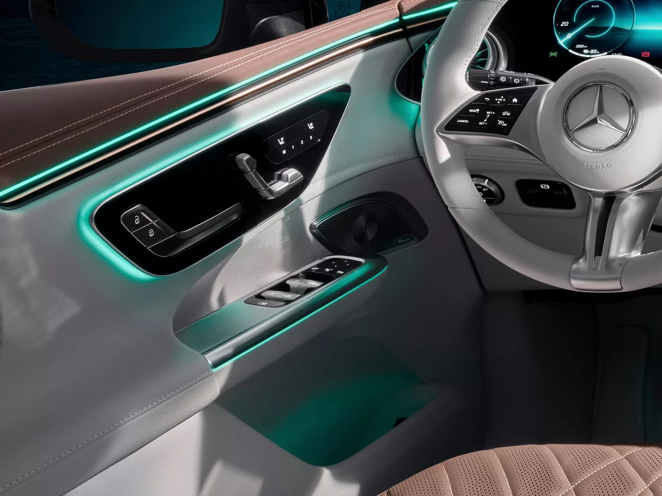 Фото двери Mercedes-Benz EQE SUV   2022 -  2024 
                                            