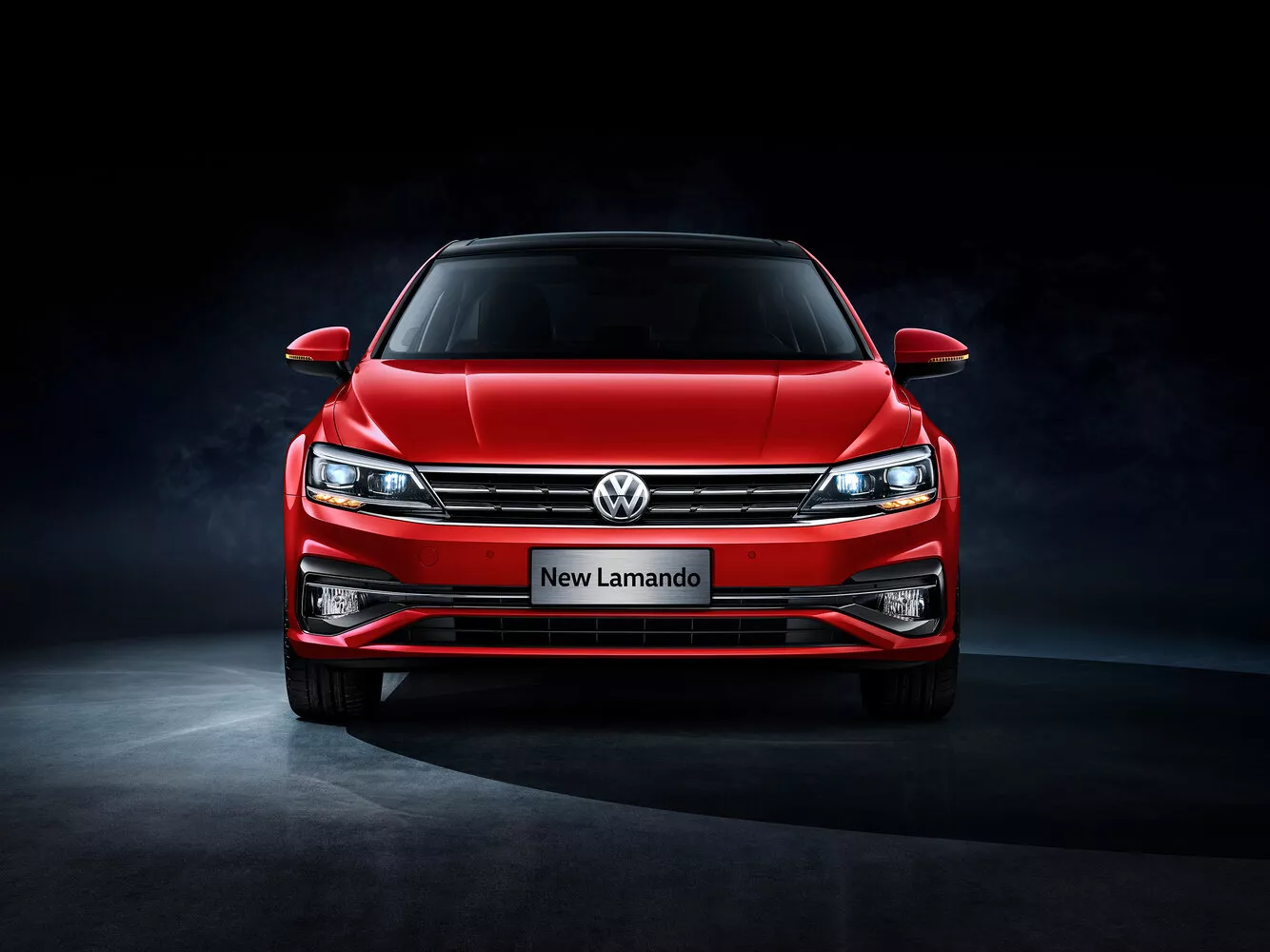 Фото спереди Volkswagen Lamando  I Рестайлинг 2018 -  2024 
                                            