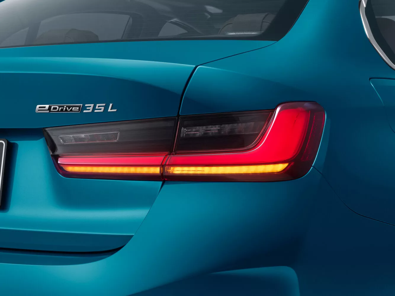 Фото задних фонорей BMW i3  I (G28) (China Market) 2022 -  2024 
                                            