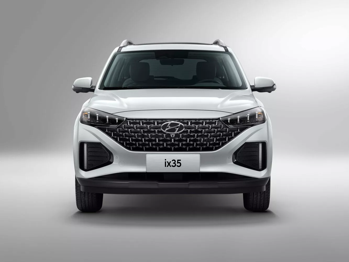 Фото спереди Hyundai ix35  II Рестайлинг 2020 -  2024 
                                            