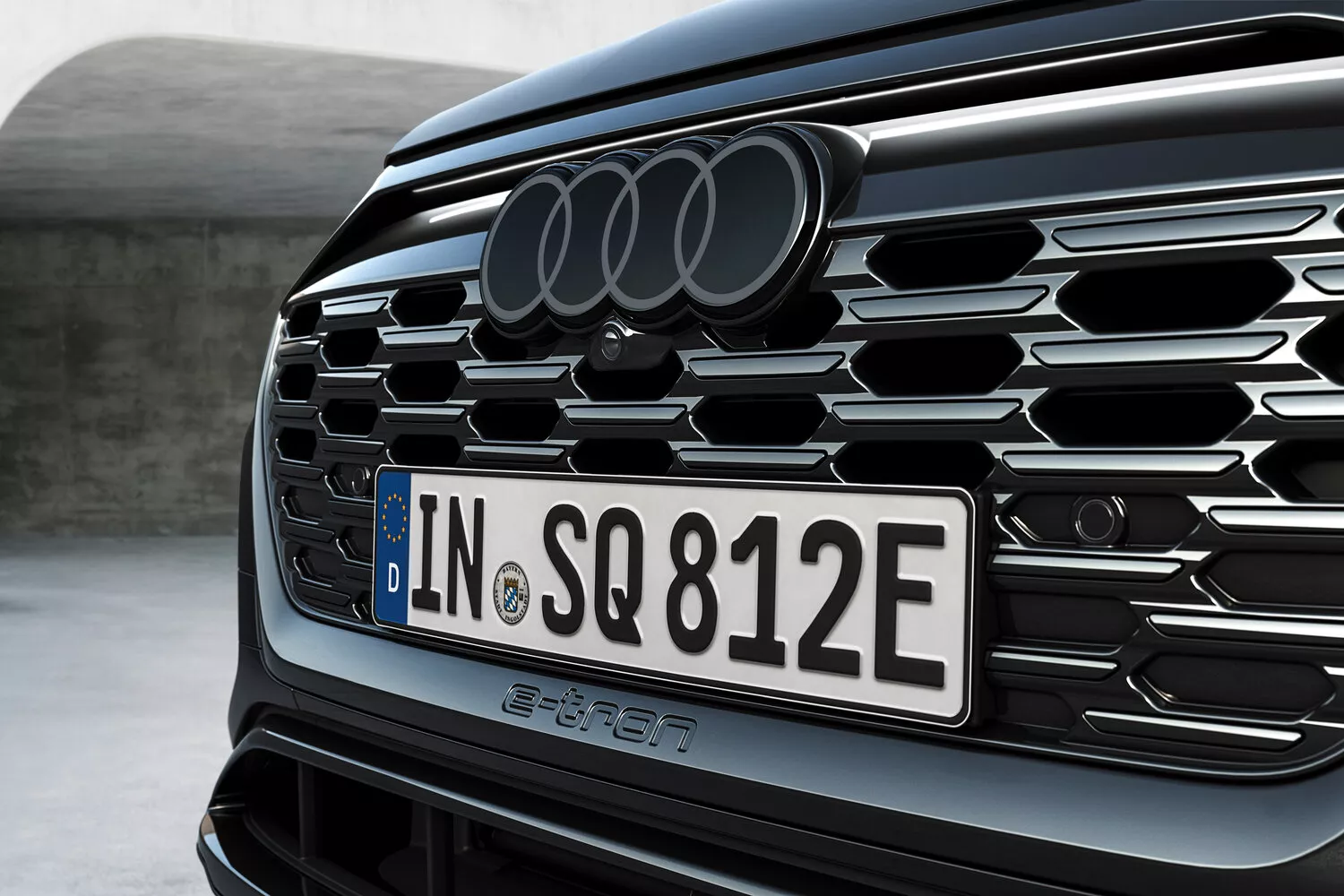 Фото интерьера Audi SQ8 e-tron   2022 -  2024 
                                            